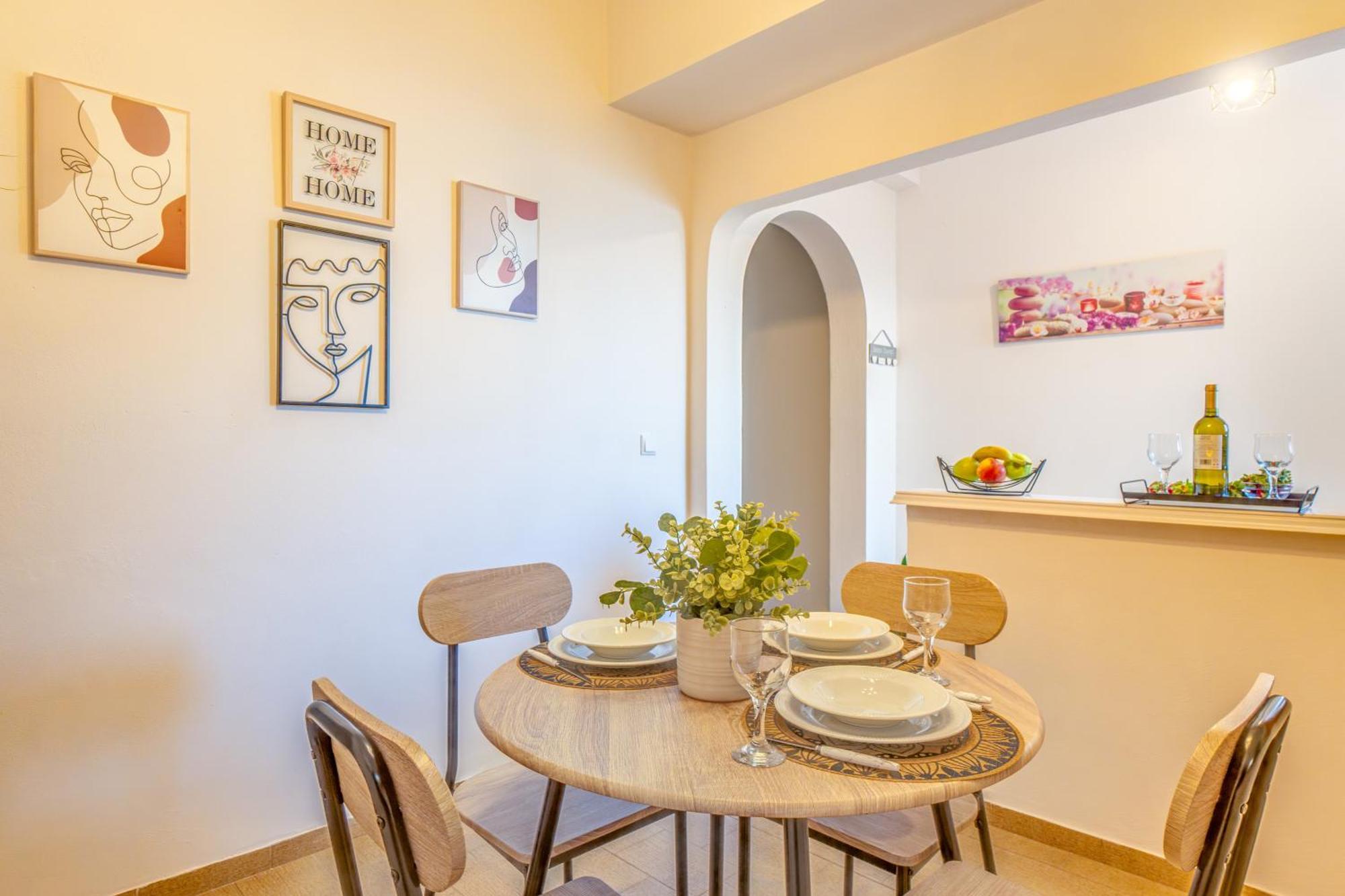 Maestro Apartment Гайос Екстериор снимка