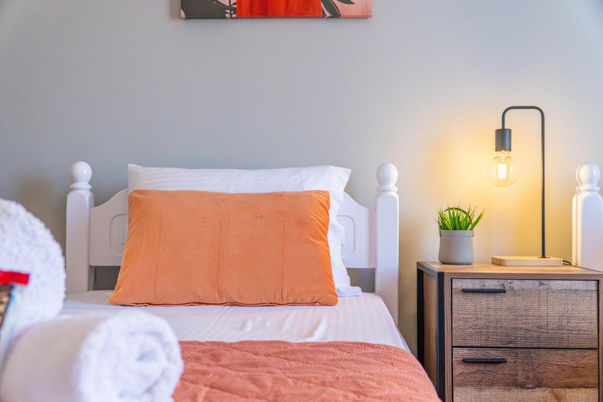 Maestro Apartment Гайос Екстериор снимка