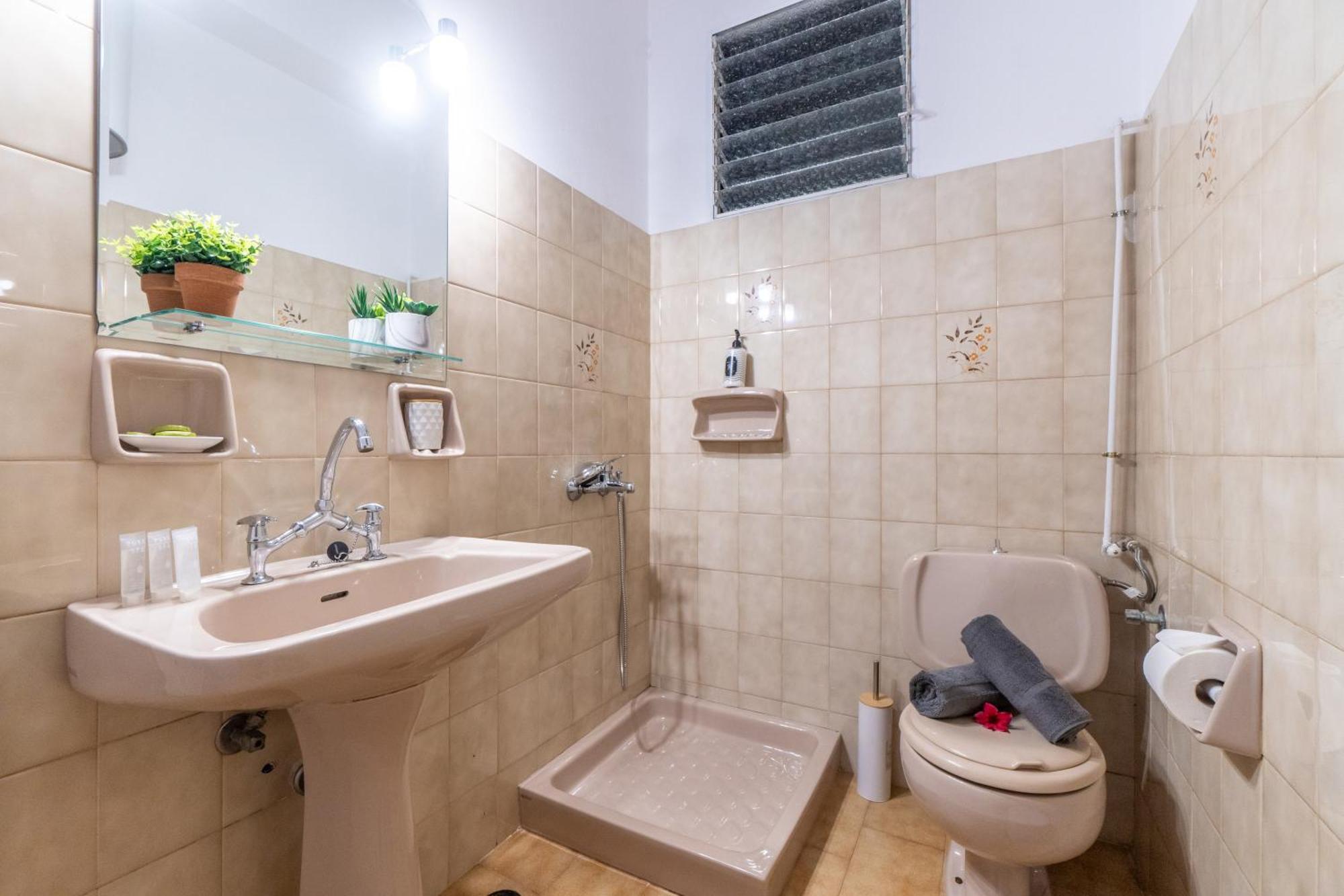 Maestro Apartment Гайос Екстериор снимка